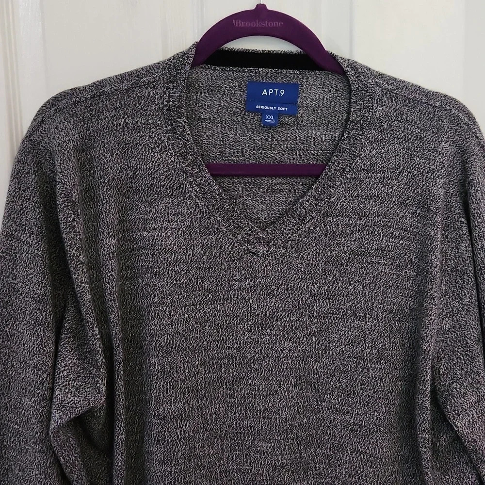 Dark Grey Apt 9 V Neck Sweater - Picture 3 of 13